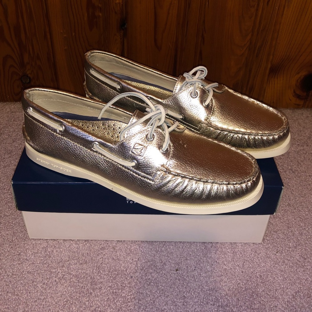 NEW Gold Metallic Sperry Boat Shoe Size 10